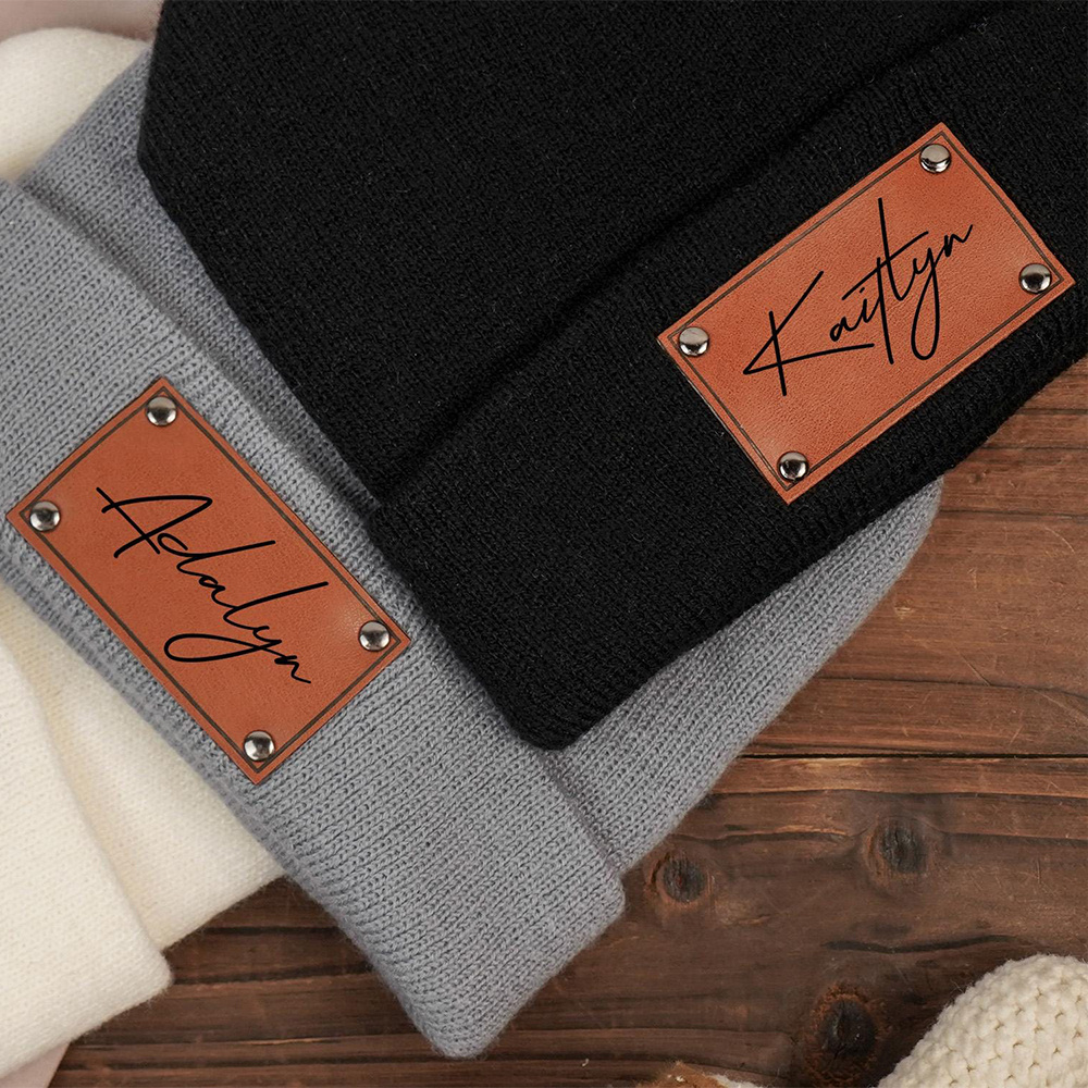 Topi kupluk rajut dengan label - Beanie Cuffed Knit ulasan dan harga